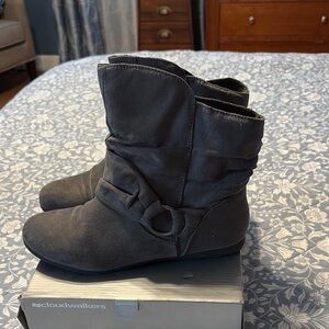 Cloudwalkers Gray Ankle Boots